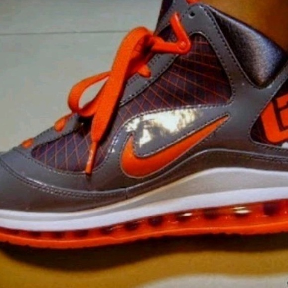 Nike Air Max Retro Limited Edition Nike Air Max Lebron 7 TB  released in 2009. - Picture 3 of 12